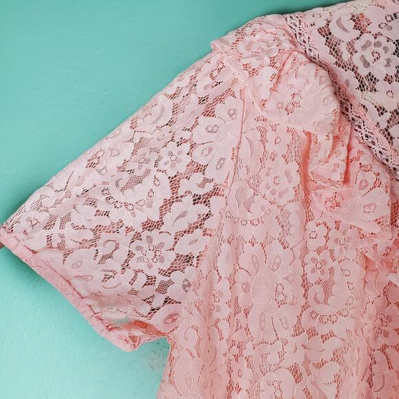 Torrid Women's Pink Lace Ruffle Detail Short Sleeve Top Size 2X - Picture 5 of 8